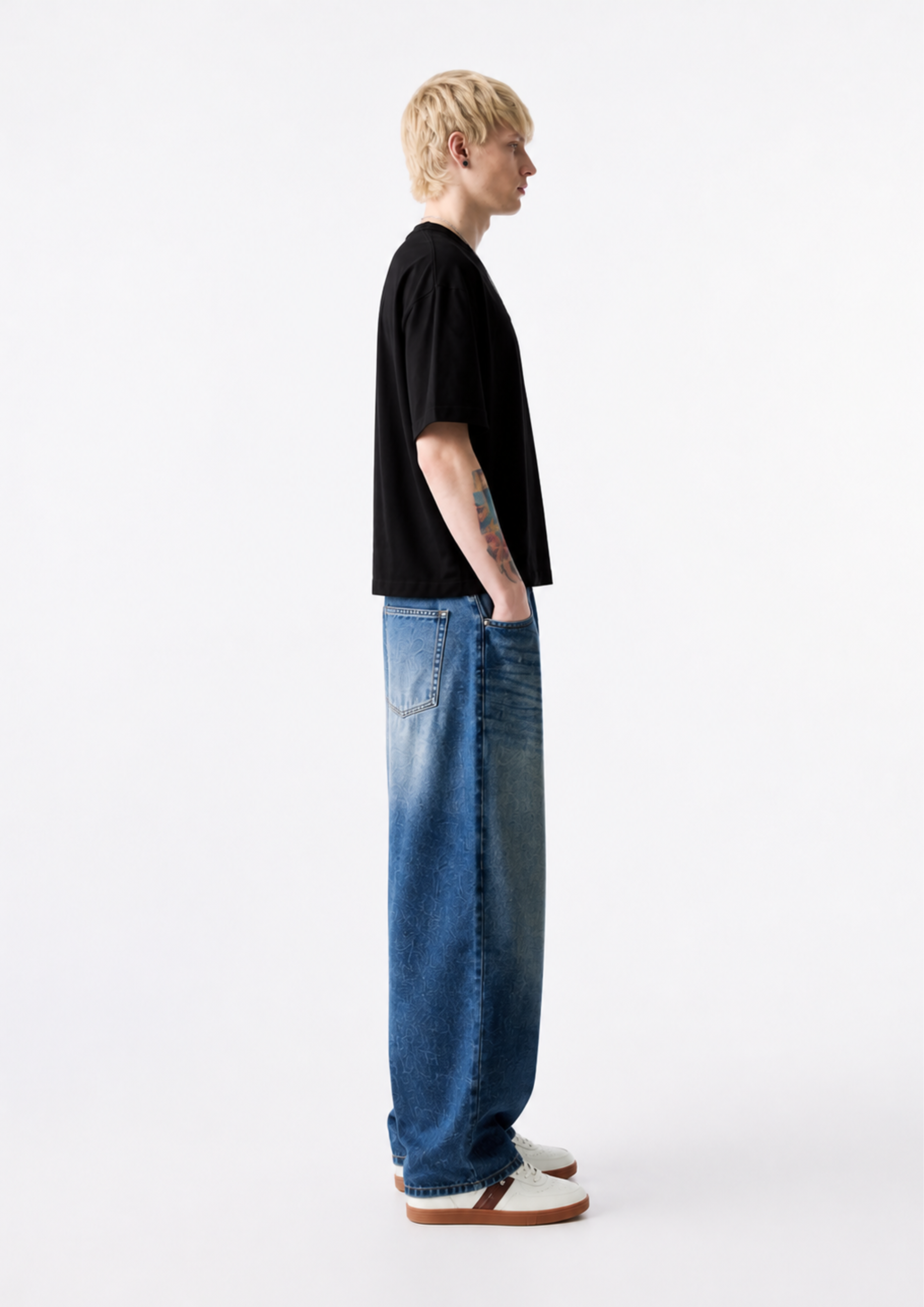 SEARCHING — VELORIN PARIS OVERSIZED T-SHIRT