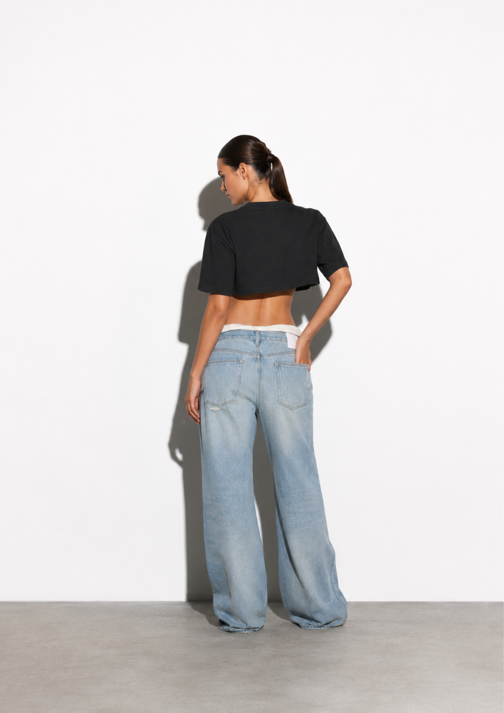 Signature Boxy Oversized Cropped T-Shirt