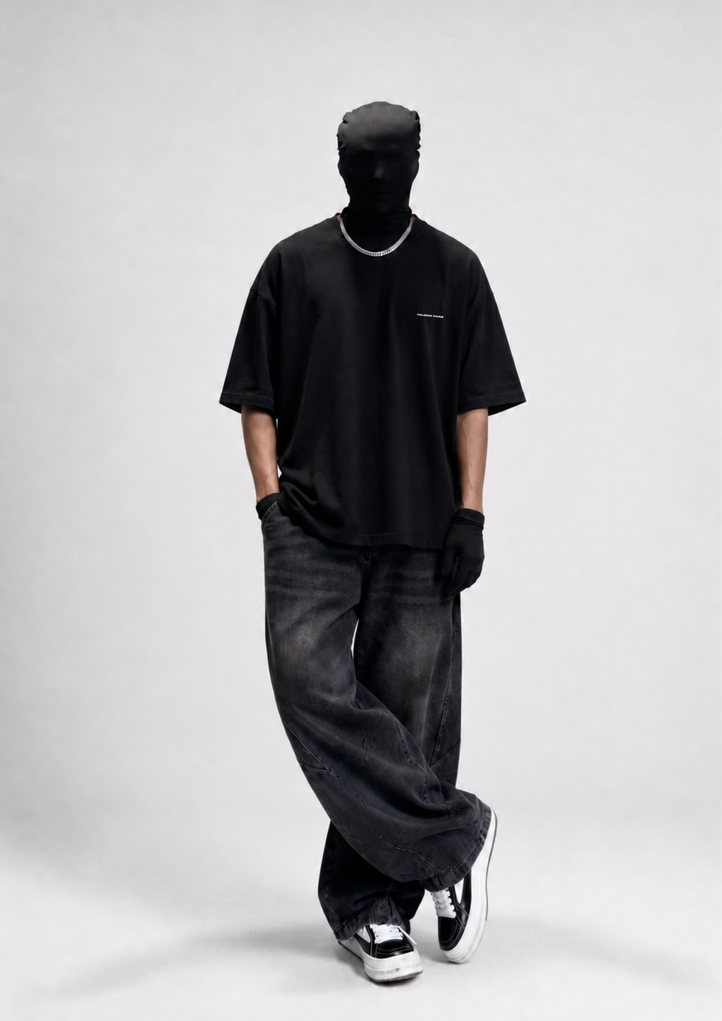 ASCEND - VELORIN PARIS BLACK OVERSIZED T-SHIRT