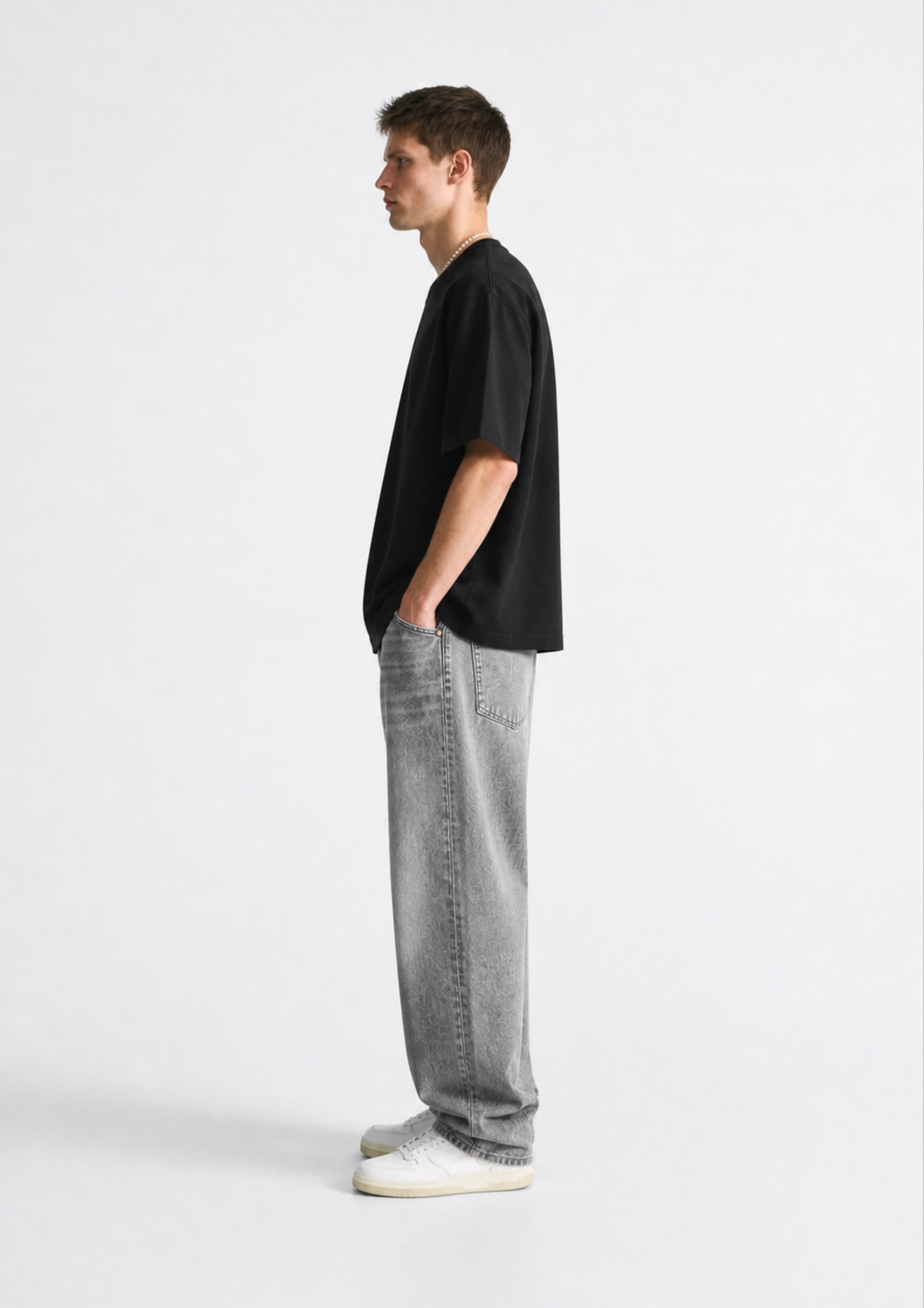 STILL B-ALL-IN  VELORIN PARIS OVERSIZED T-SHIRT