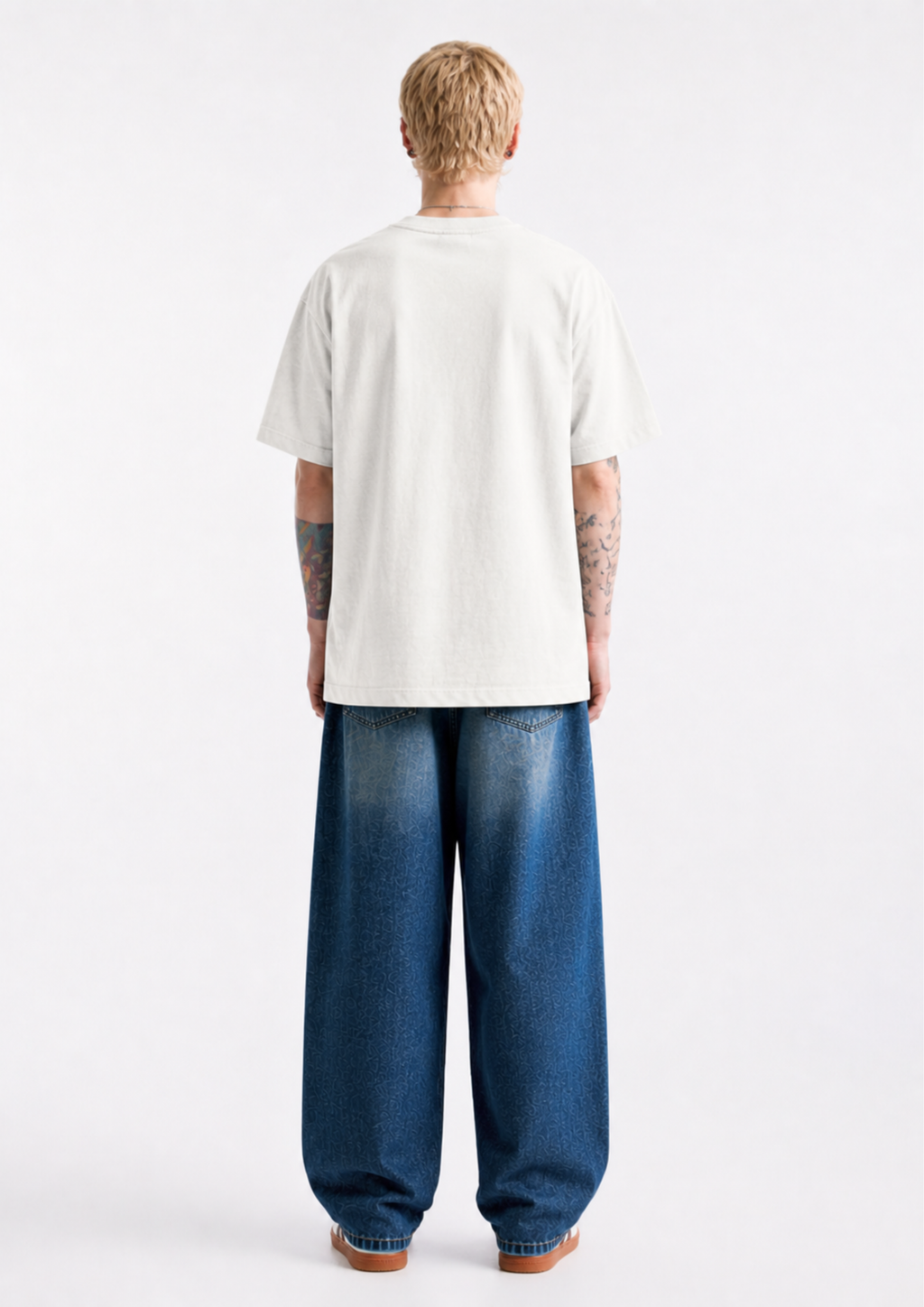 SIGNATURE VELORIN PARIS OVERSIZED T-SHIRT